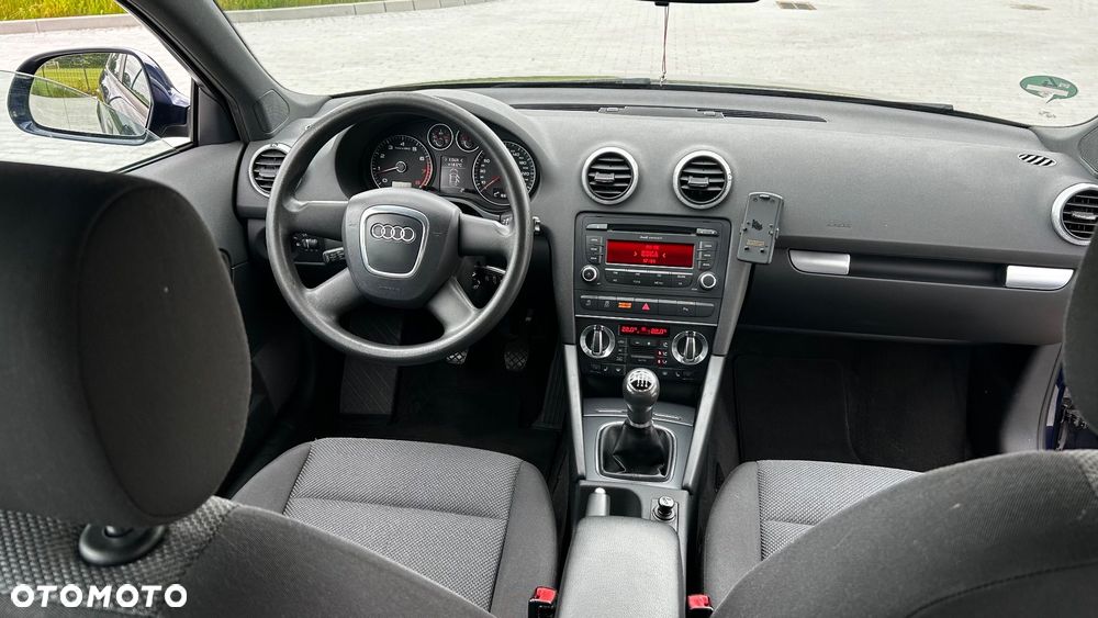 Audi A3 Sportback 1.4 TFSI Ambiente - 21