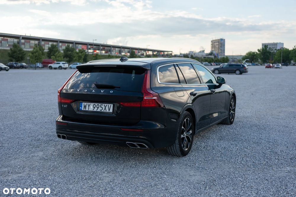 Volvo V60 D3 Momentum - 9
