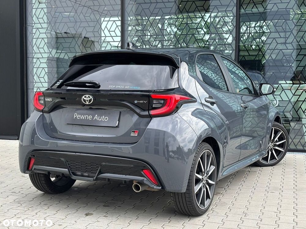 Toyota Yaris Hybrid 1.5 GR Sport - 12