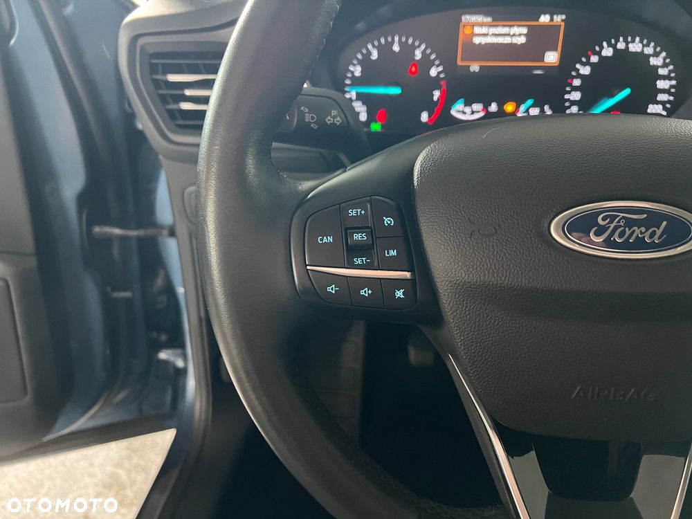 Ford Focus 1.0 EcoBoost Titanium Business - 25