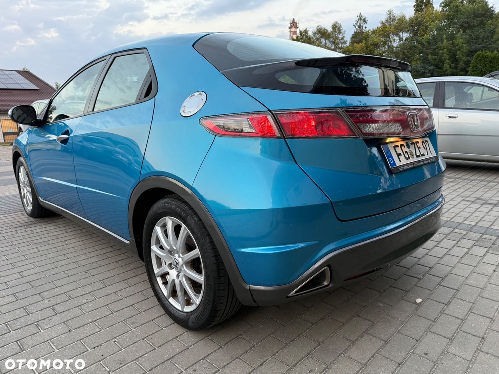 Honda Civic 1.4 i-VTEC Comfort - 11