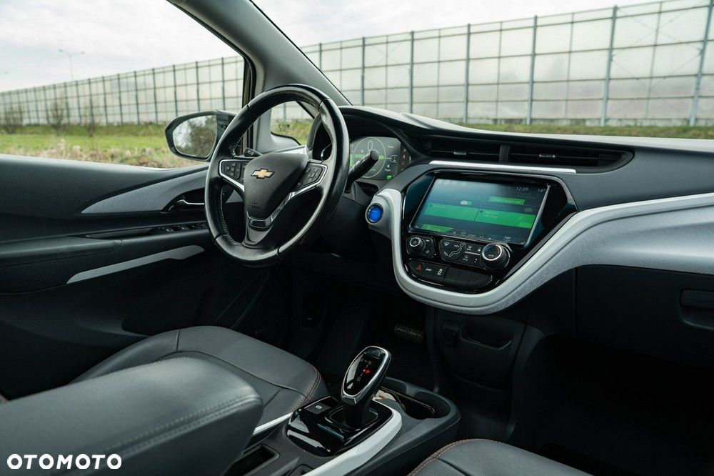 Chevrolet Bolt - 21