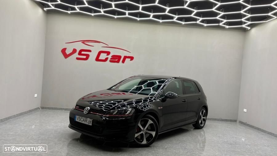 VW Golf 2.0 TSi GTi DSG Performance - 1