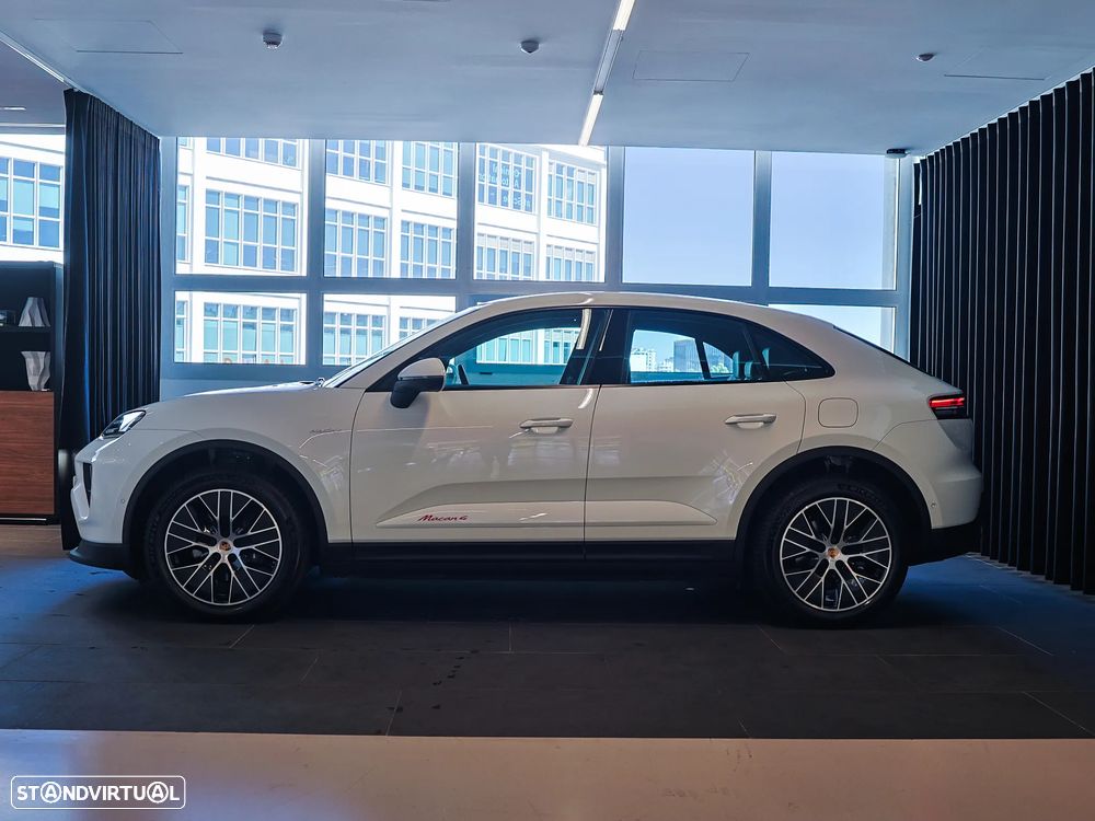 Porsche Macan Electric 4 - 9