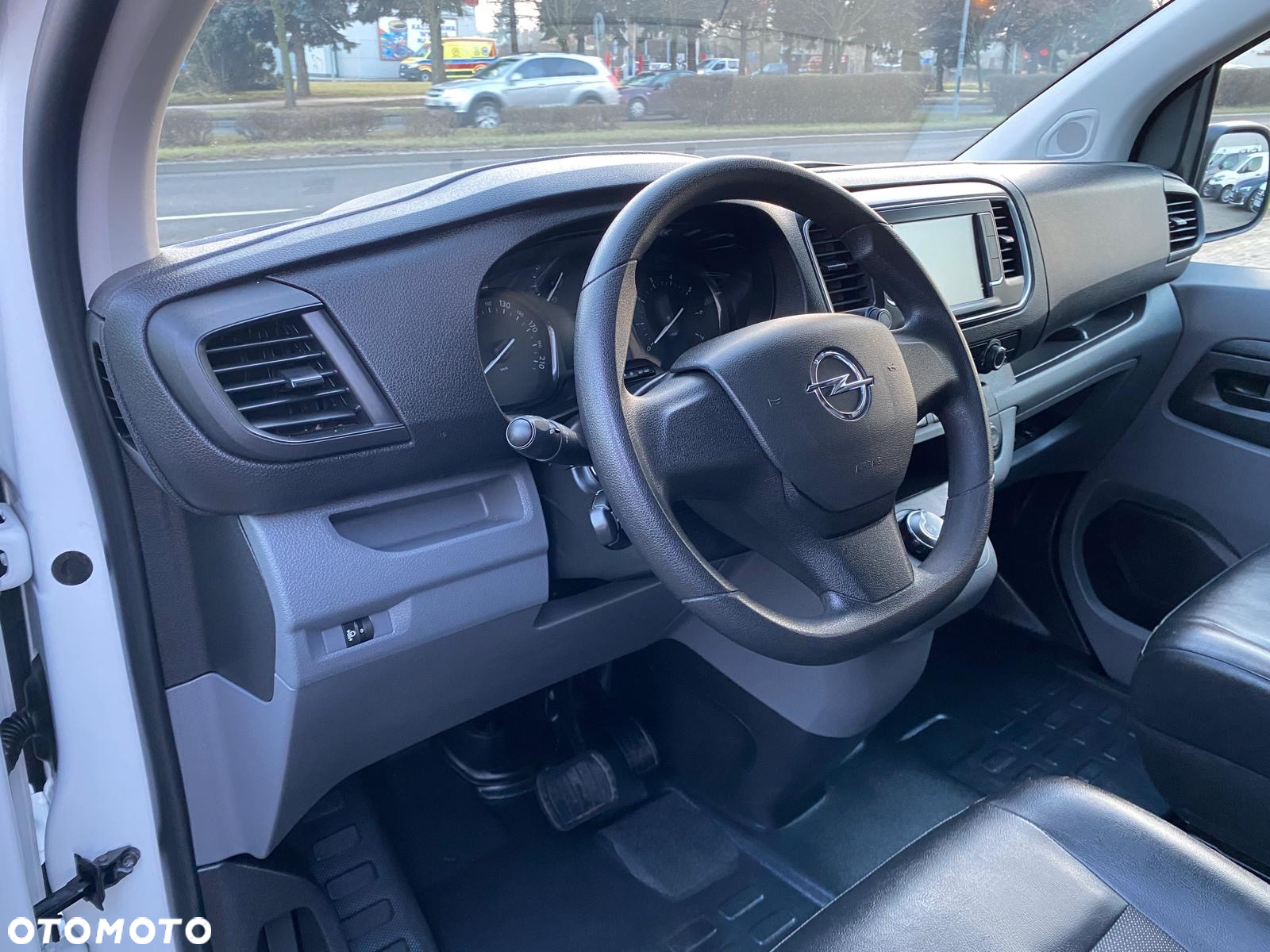 Opel VIVARO 2,0 CDTI 150KM L3 MAXI NAWIGACJA BEZWYPADKOWY - 32