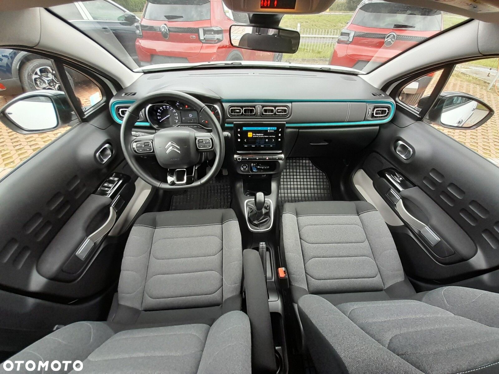 Citroën C3 1.2 PureTech Shine - 19