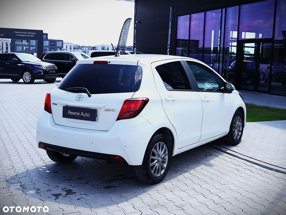 Toyota Yaris - 11
