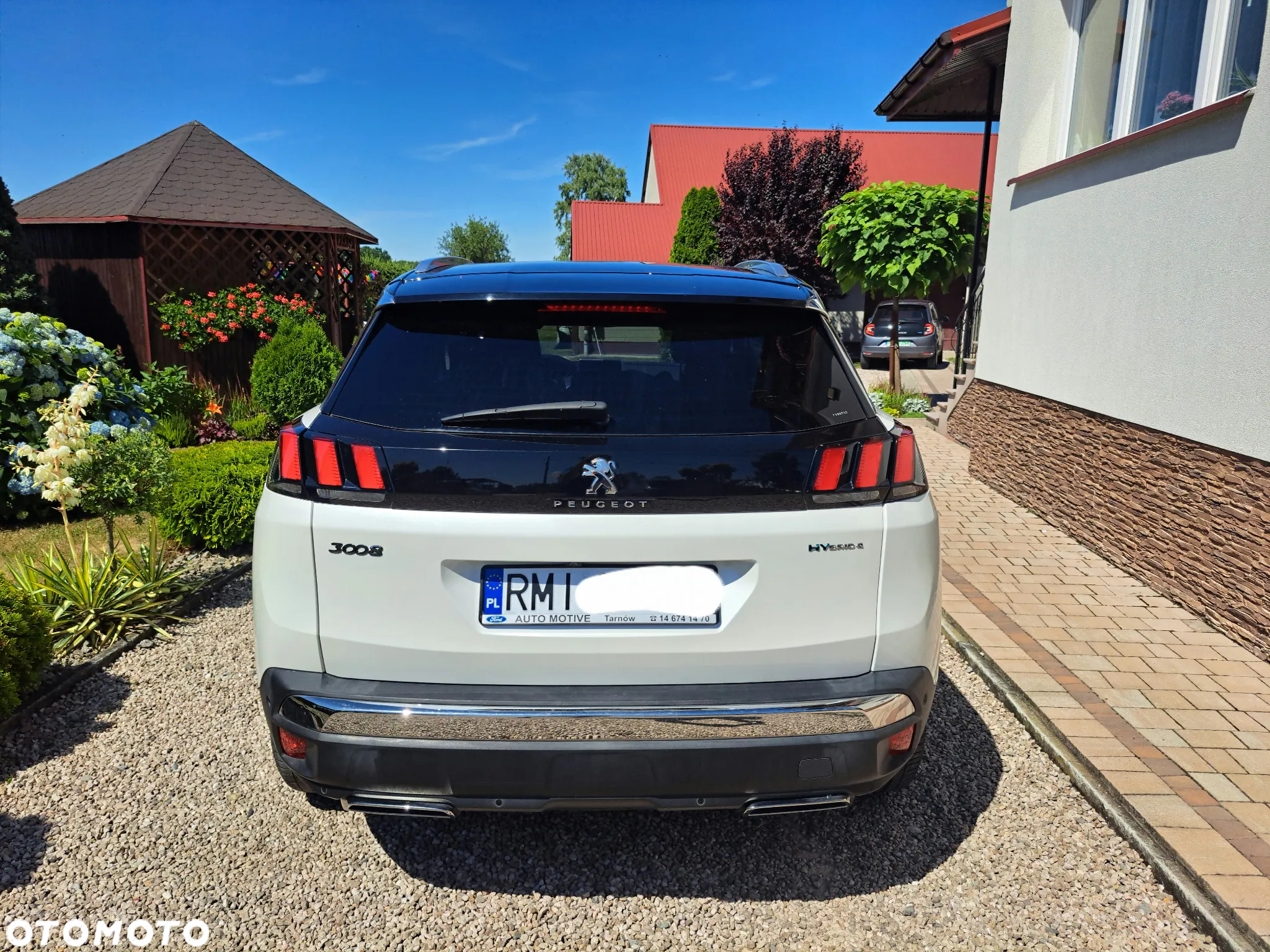 Peugeot 3008 Plug-In Hybrid4 300 e-EAT8 GT - 6
