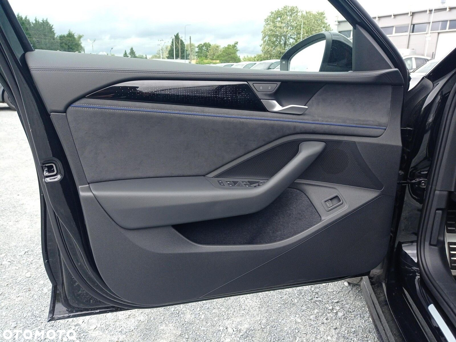 Volkswagen Passat - 10