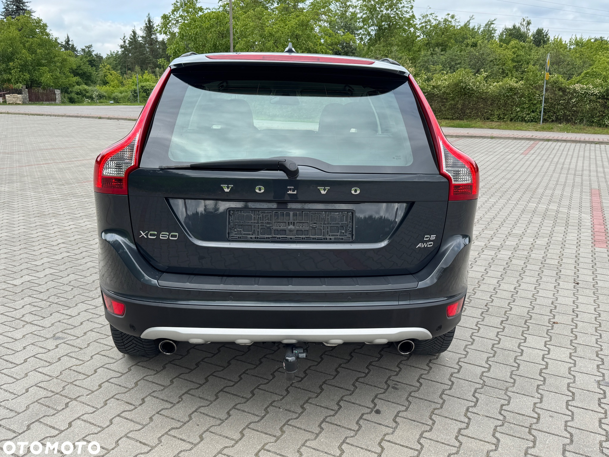 Volvo XC 60 D5 AWD Momentum - 11