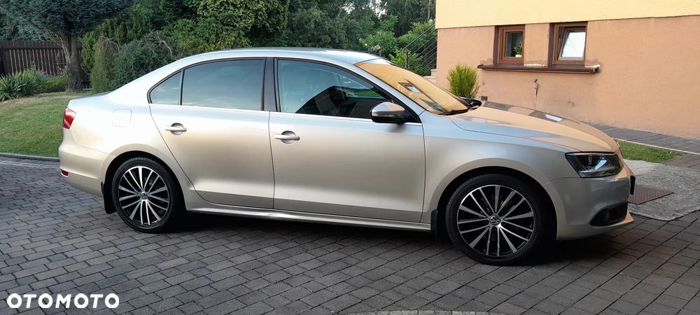 Volkswagen Jetta 2.0 TSI Highline DSG - 7