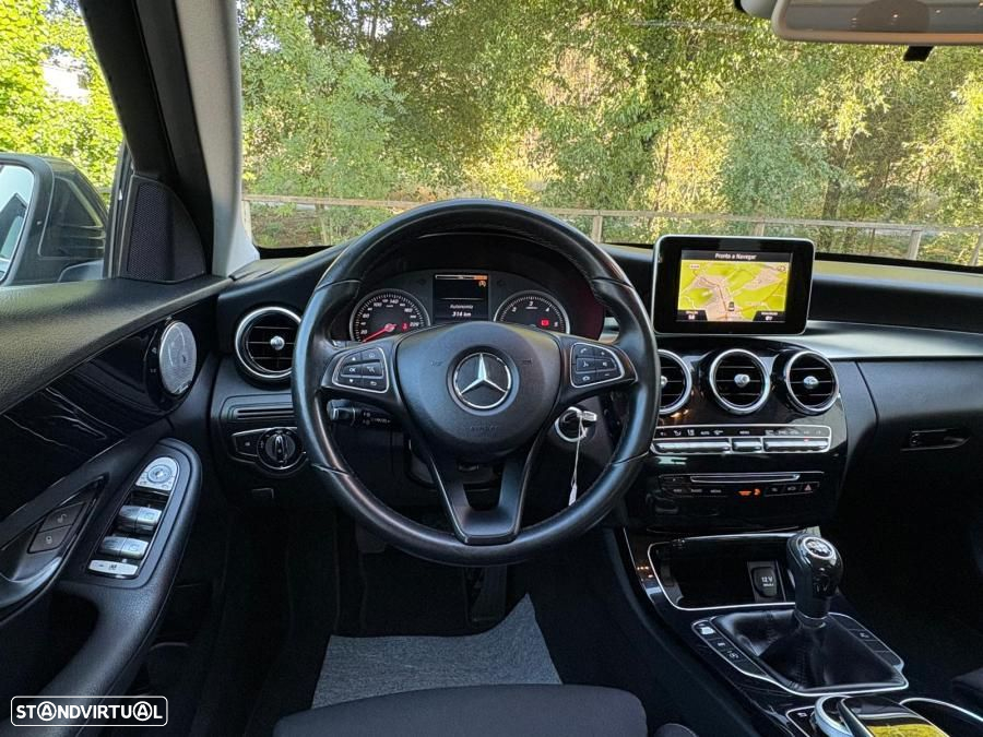 Mercedes-Benz C 180 BlueTEC Avantgarde - 25