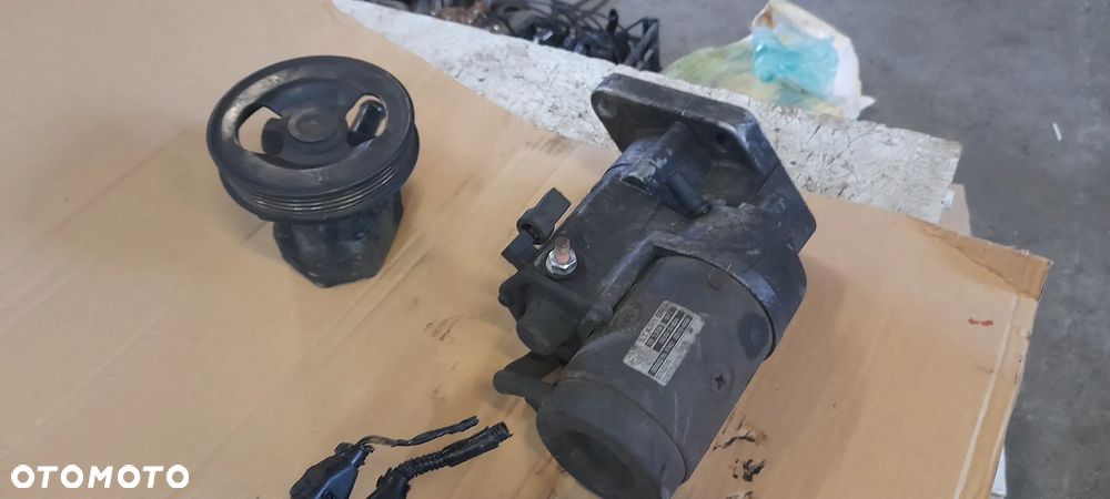 Kia Carnival I  2,9 crdi pompa wtryskowa 9303-104B - 7