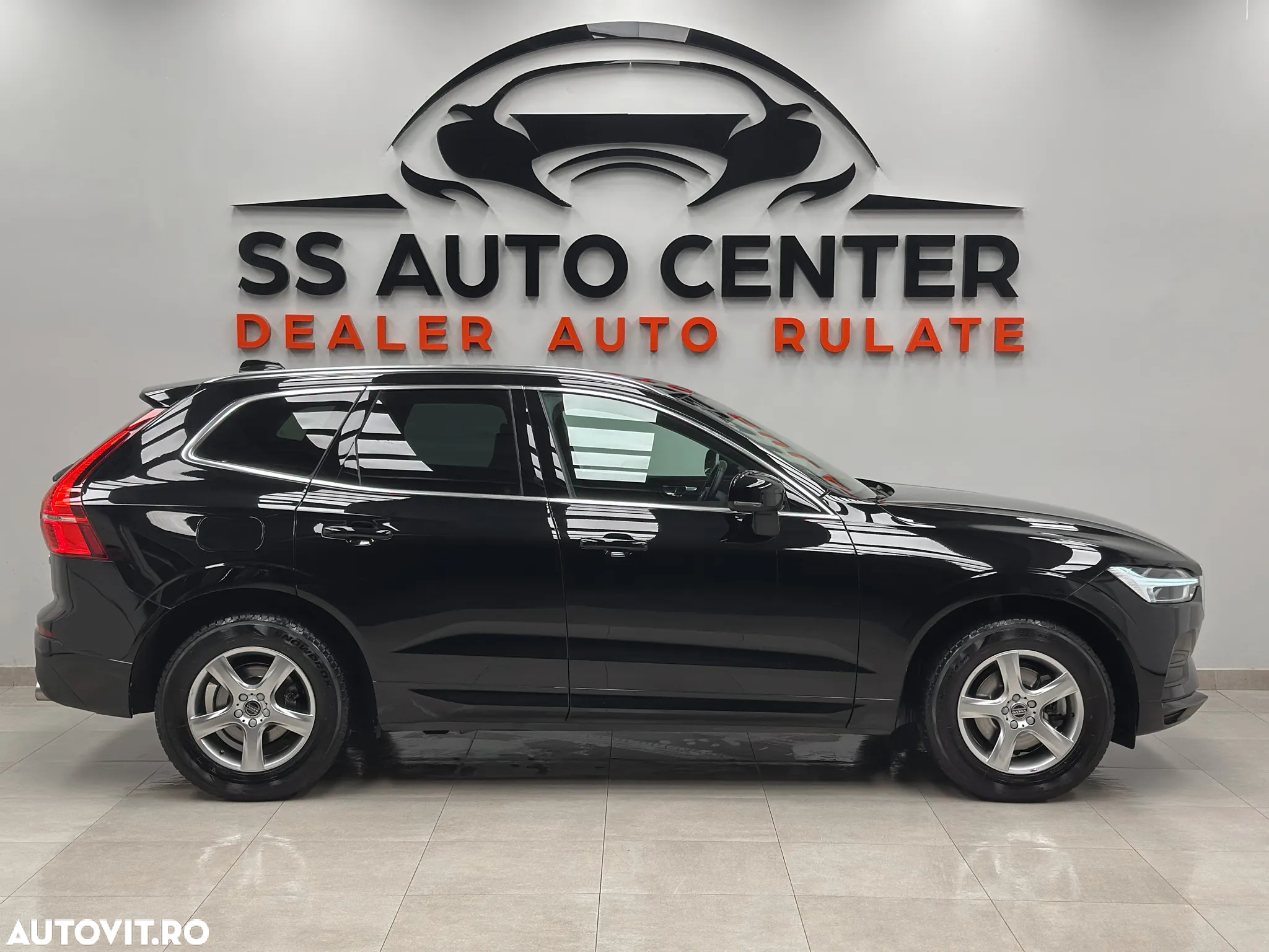 Volvo XC 60 D4 AWD Momentum - 5