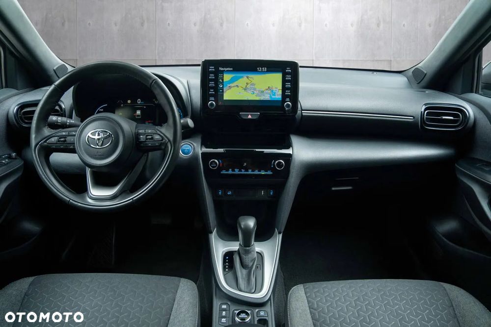 Toyota Yaris Cross - 13