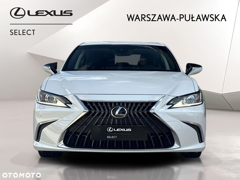 Lexus ES 300h Business Edition - 8