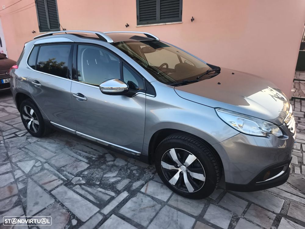 Peugeot 2008 e-HDi FAP 115 STOP & START Allure - 32
