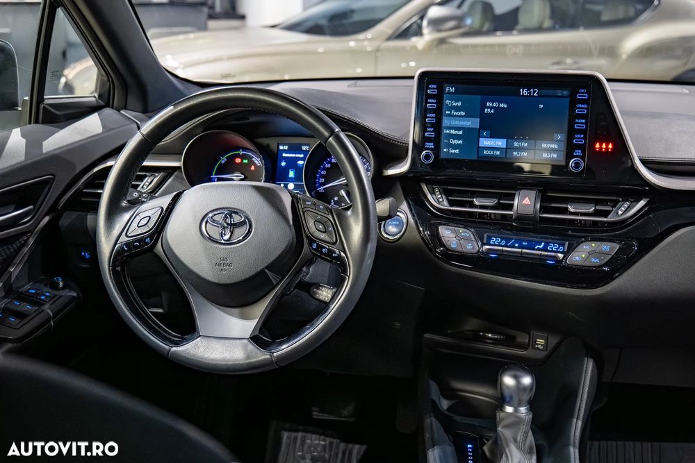 Toyota C-HR 1.8 HSD 122 CP 4x2 CVT Style - 12