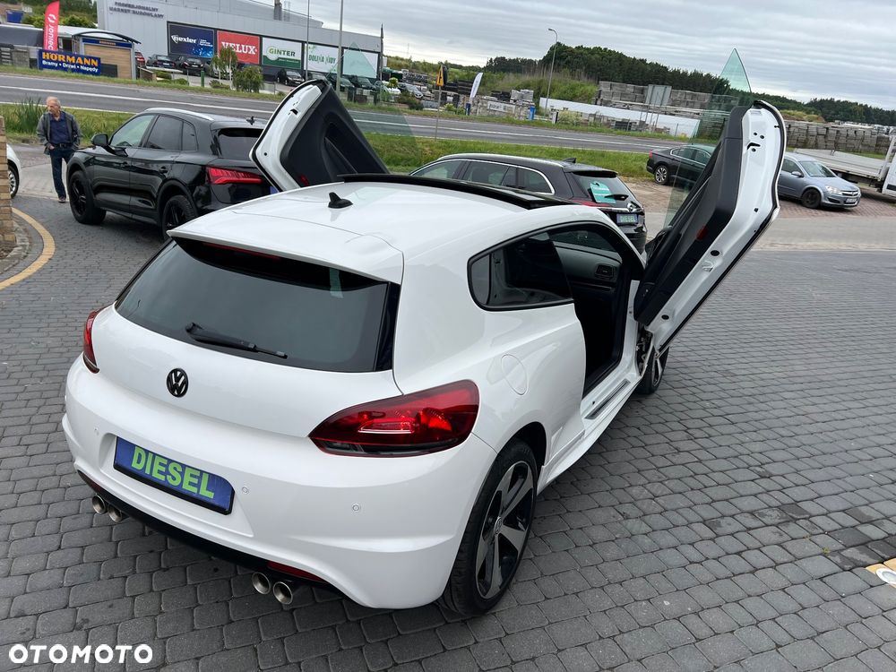 Volkswagen Scirocco 2.0 TDI Blue Motion Technologie Edition - 5