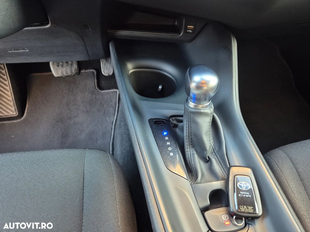 Toyota C-HR 1.8 HSD 4x2 CVT C-enter - 16