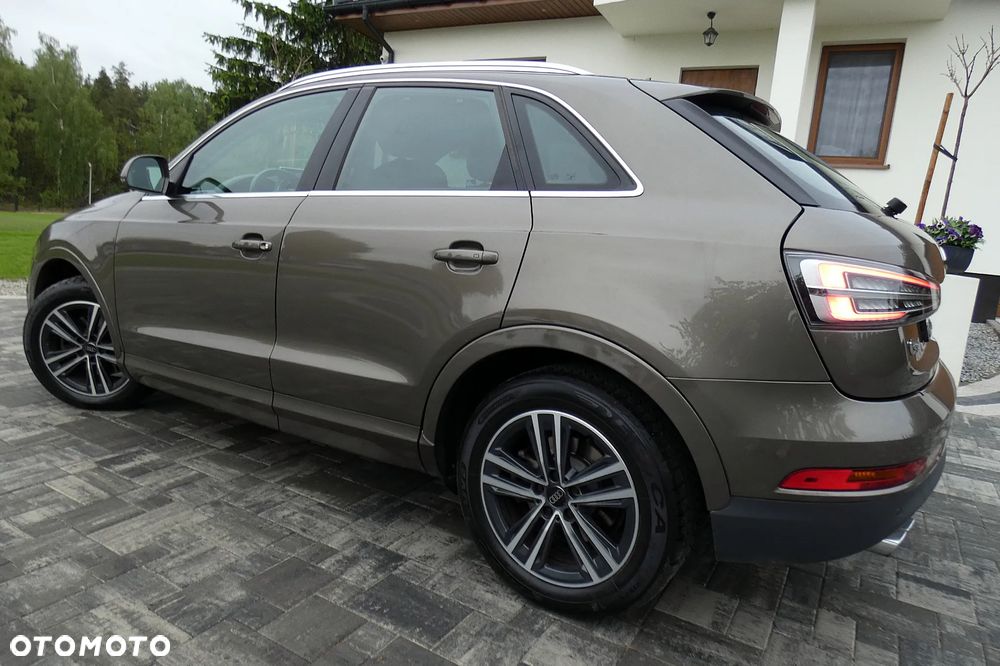 Audi Q3 1.4 TFSI Sport S tronic - 23