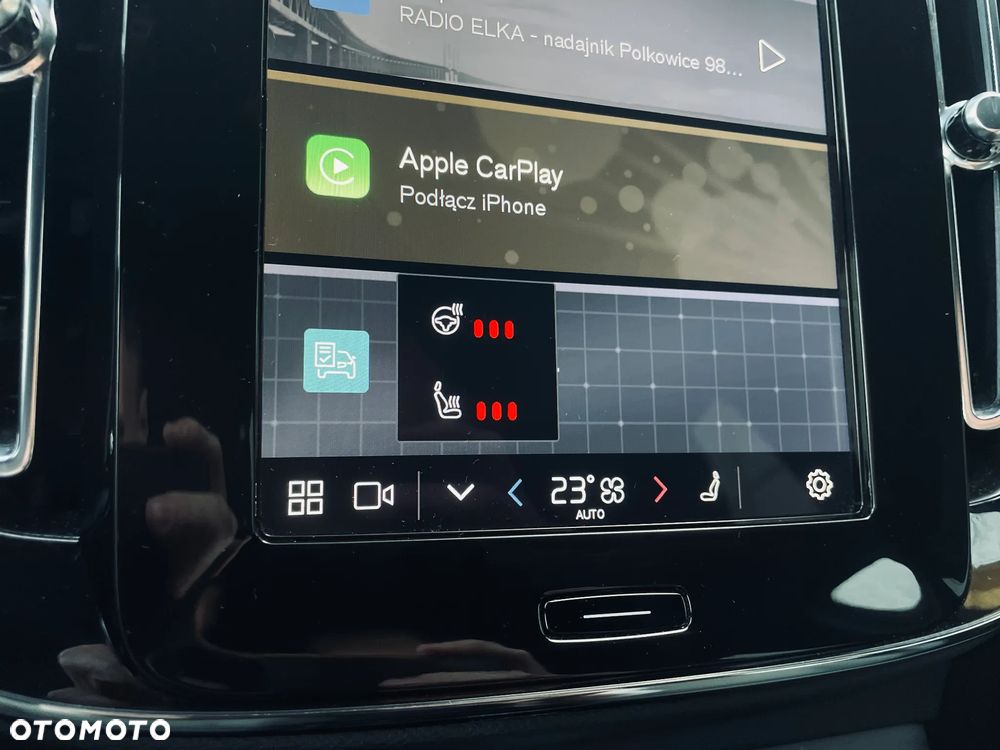 Volvo XC 40 B3 Plus Dark - 16