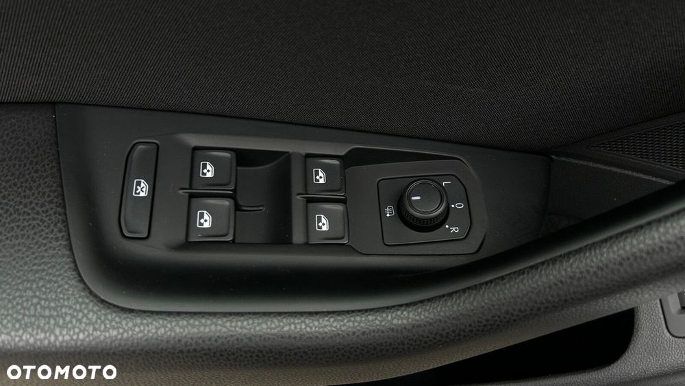 Volkswagen Passat 2.0 TDI EVO Business DSG - 12