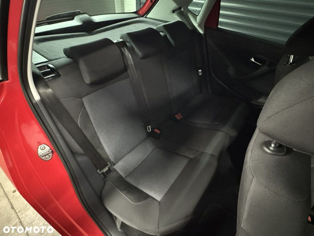 Volkswagen Polo - 16