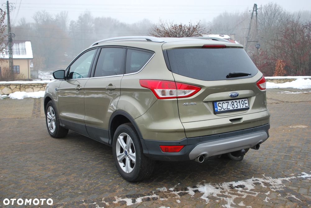 Ford Kuga 2.0 TDCi 2x4 Titanium - 11