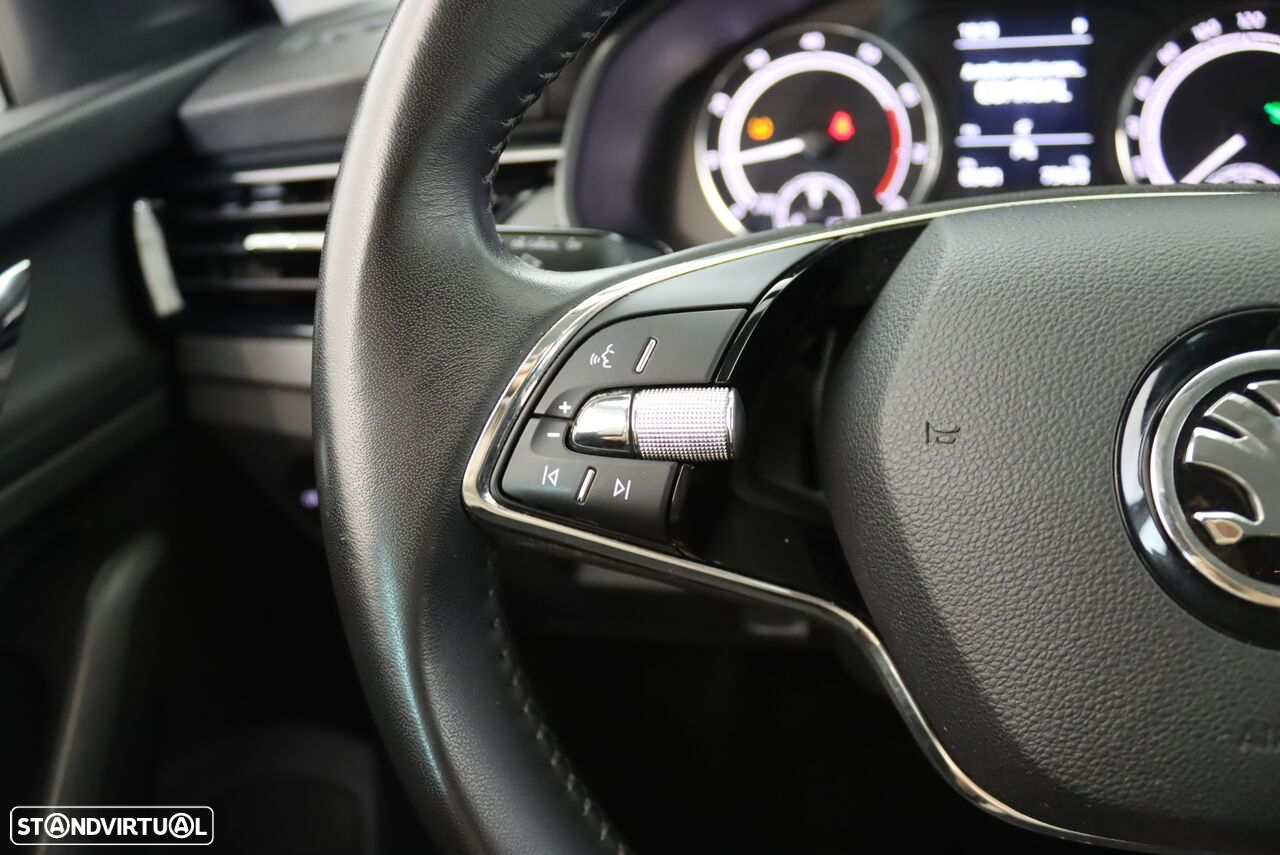Skoda Kamiq 1.0 TSI Ambition DSG - 11