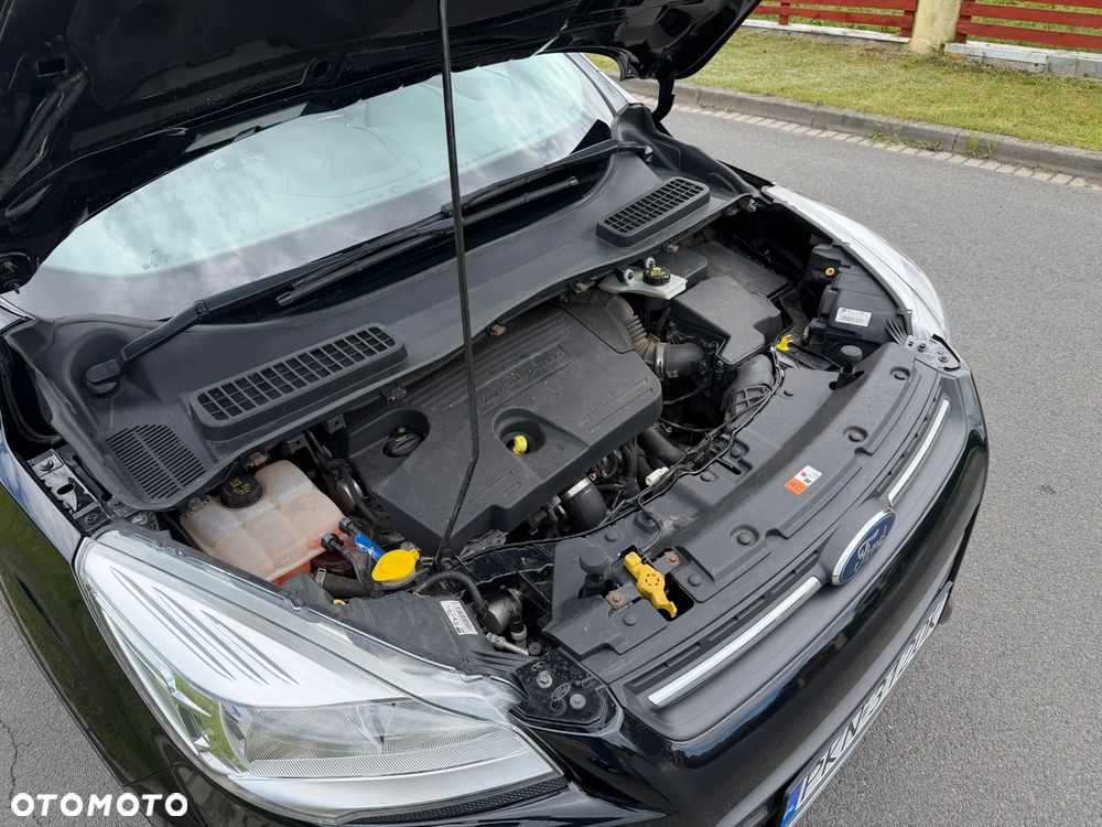 Ford Kuga 2.0 TDCi 2x4 Titanium - 21