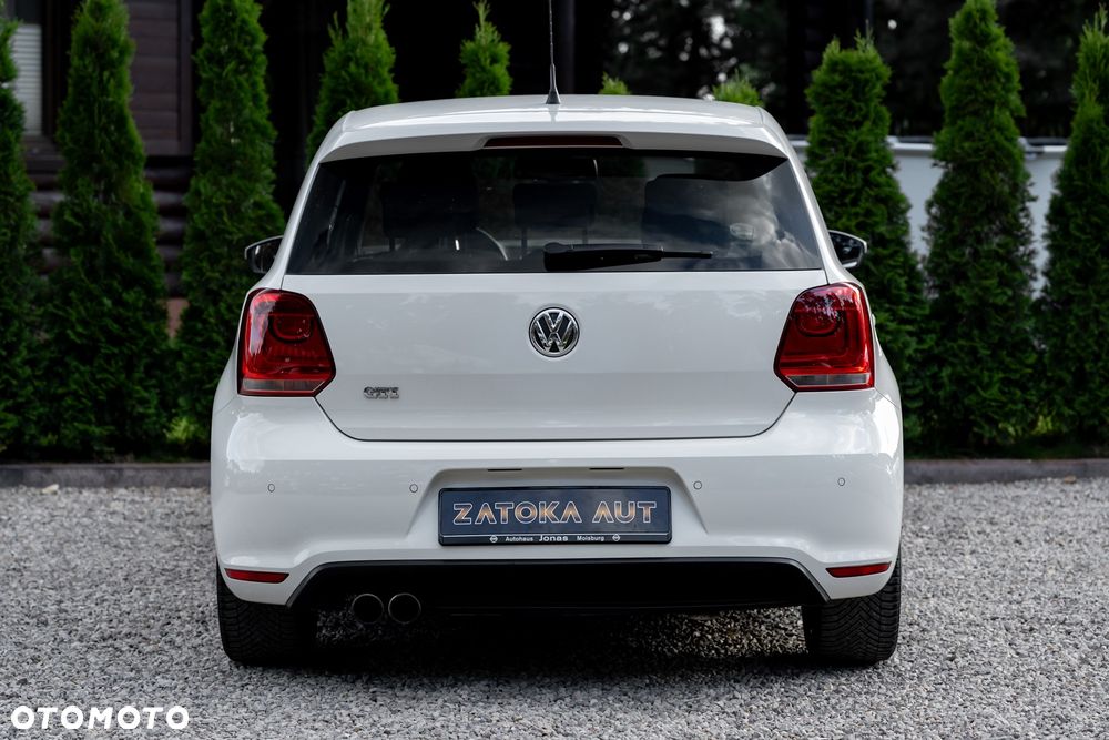 Volkswagen Polo - 12