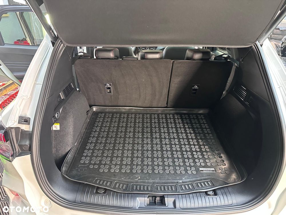 Ford Kuga 2.5 Duratec PHEV ST-LINE X - 13