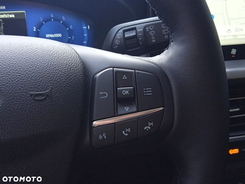 Ford Focus 1.0 EcoBoost Titanium X - 16