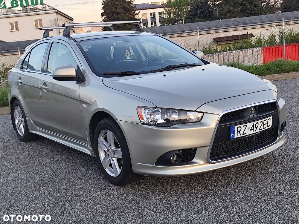 Mitsubishi Lancer 1.8 Inform - 2
