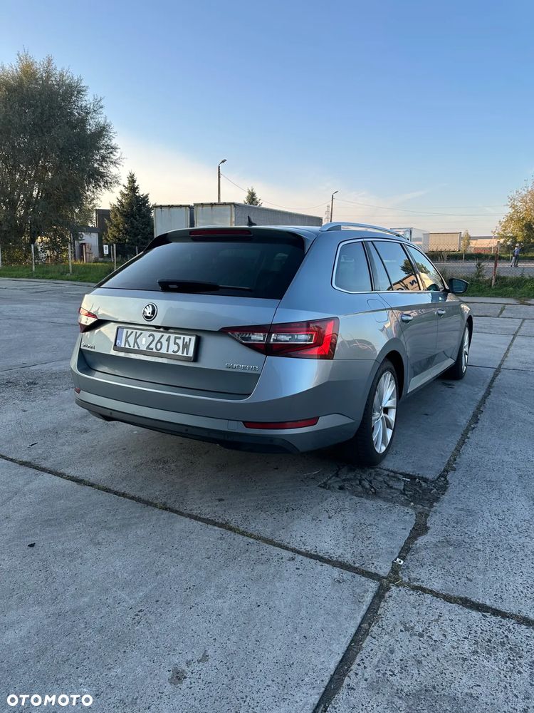 Skoda Superb 2.0 TDI Style DSG7 - 6