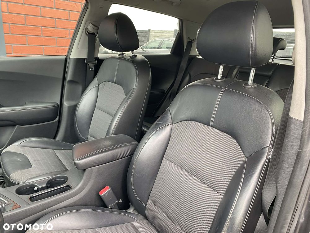 Kia Niro 1.6 GDI Hybrid L - 11