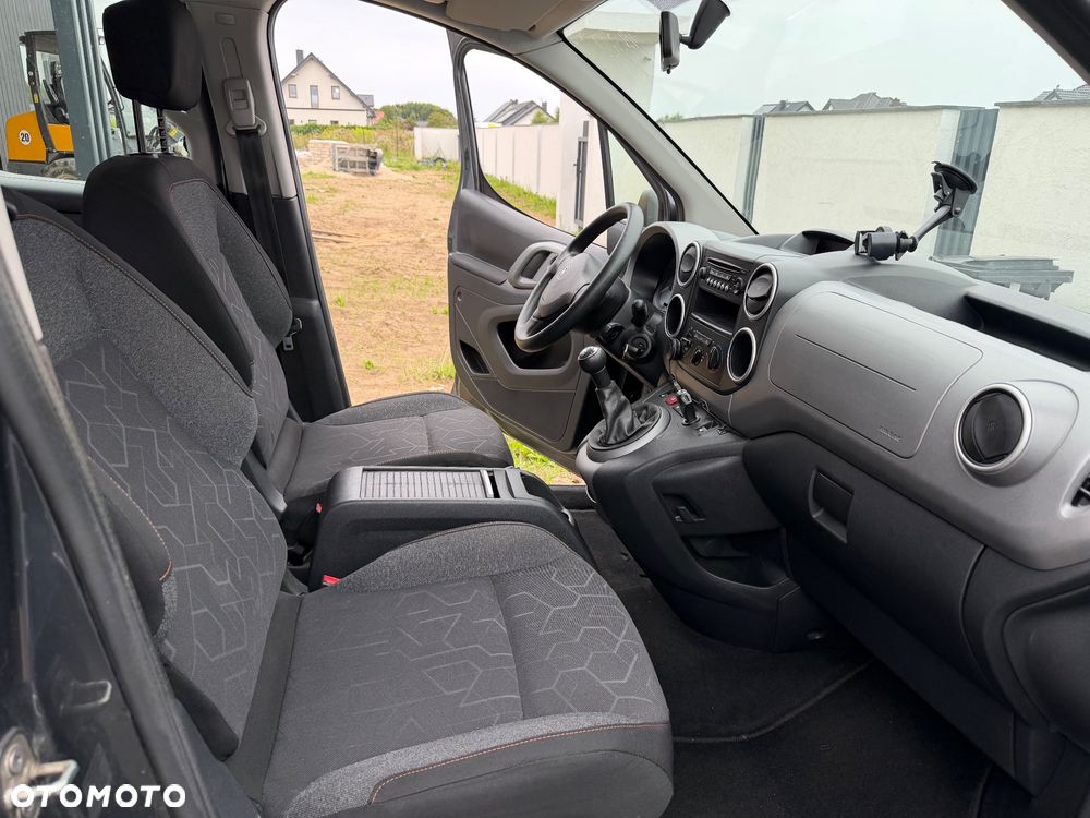 Peugeot Partner 100 Family - 16