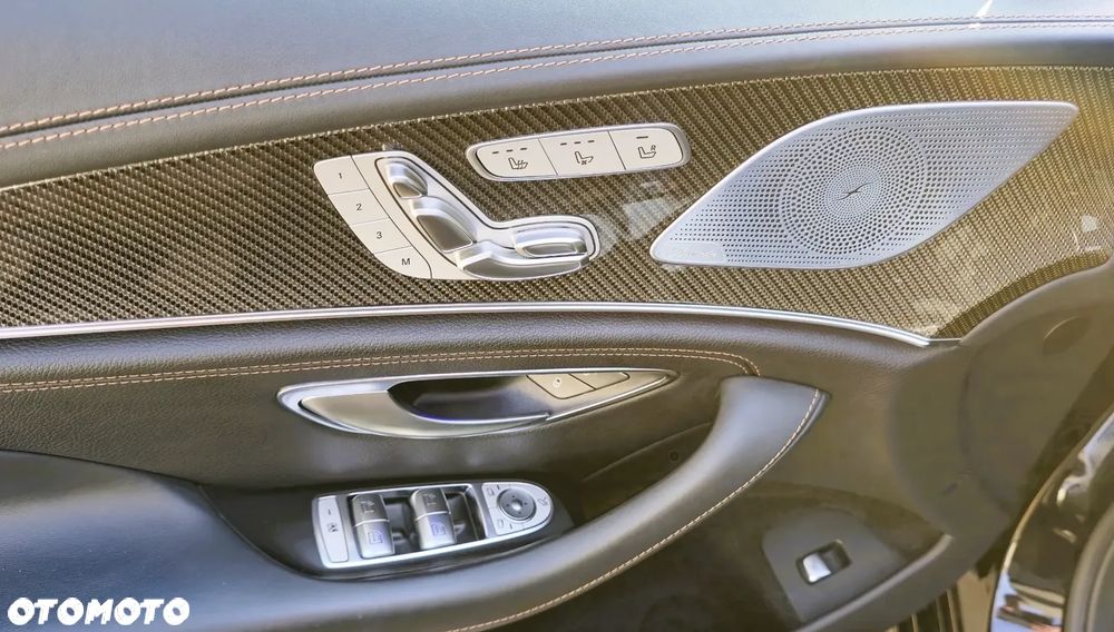 Mercedes-Benz CLS - 23