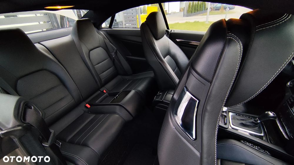 Mercedes-Benz Klasa E - 16