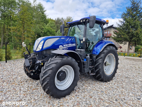New Holland T7.225 AUTOCOMMAND BLUE POWER