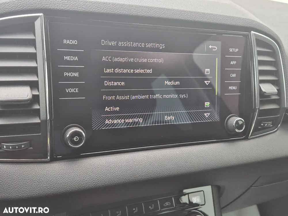 Skoda Karoq 2.0 TDI 4X4 DSG Scout - 23