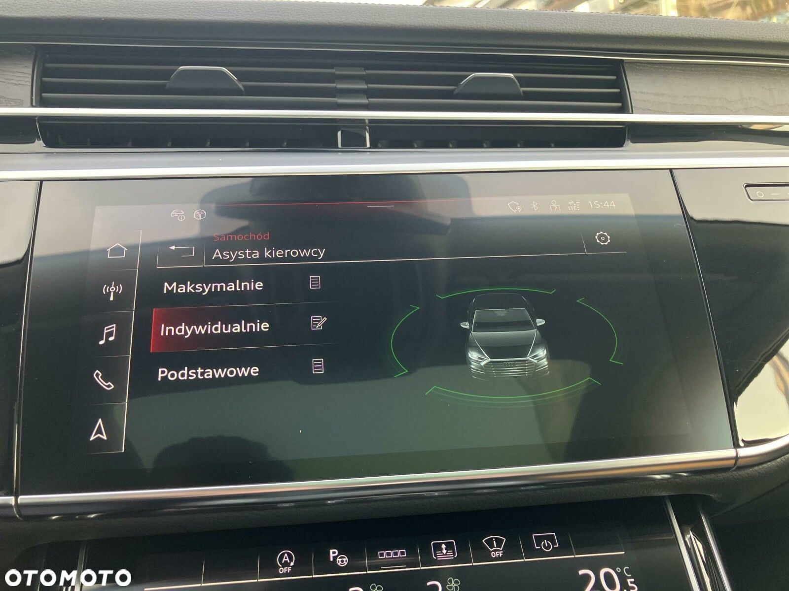 Audi A8 - 30
