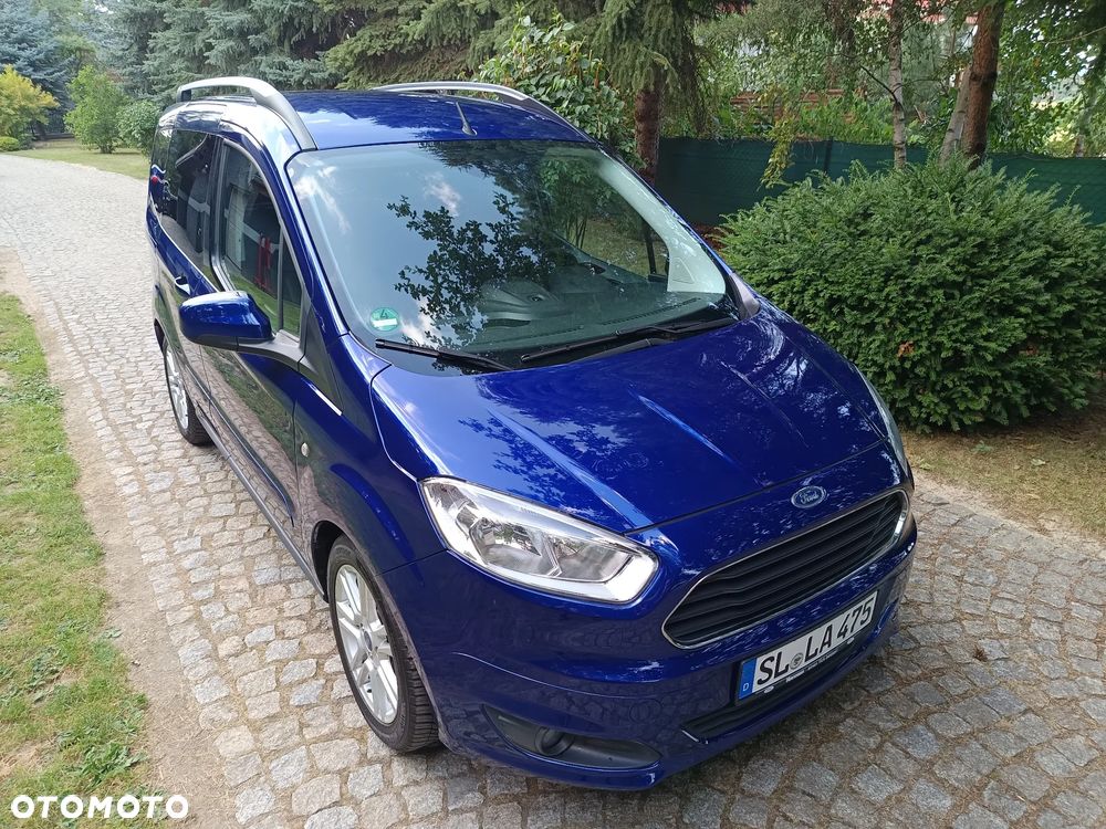 Ford Tourneo Courier 1.0 EcoBoost S&S Titanium - 23