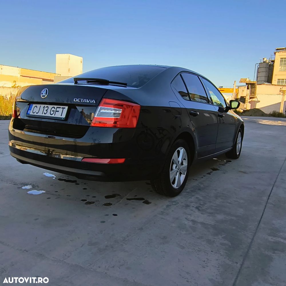 Skoda Octavia 1.6 TDI Greenline - 3