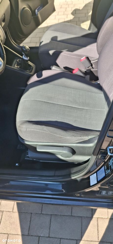 Kia Venga 1.6 CVVT Mind - 12