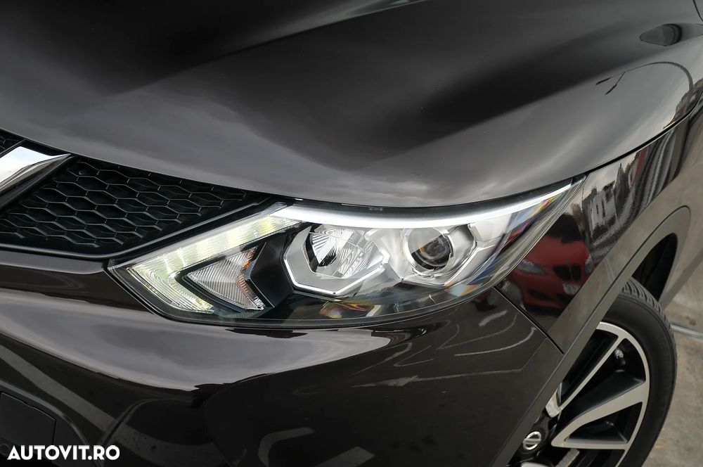 Nissan Qashqai 1.2 DIG-T Xtronic TEKNA - 26
