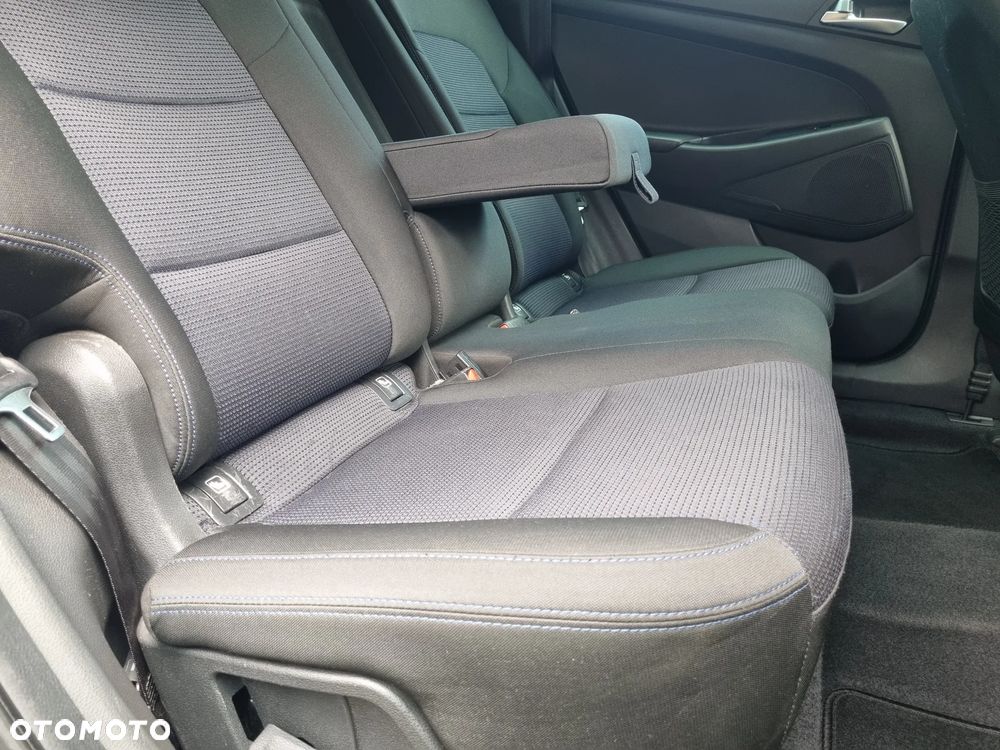 Hyundai Tucson blue 1.6 GDi 2WD Passion - 19