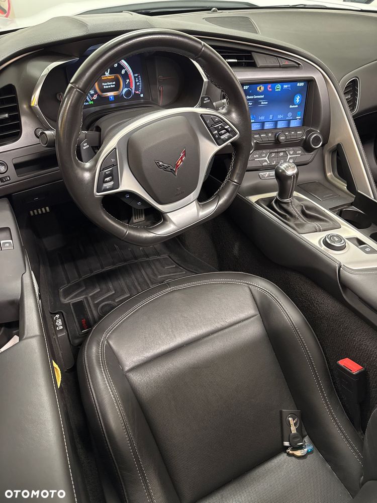 Chevrolet Corvette - 7