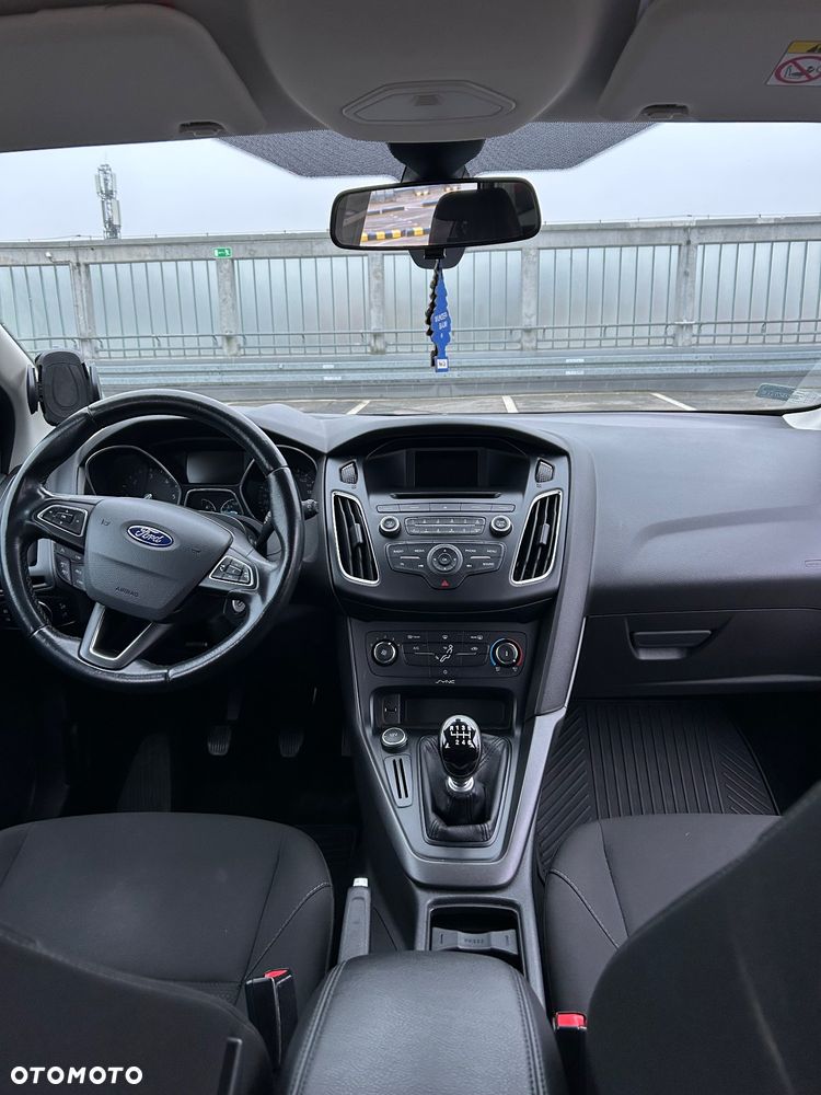 Ford Focus 1.5 TDCi Trend - 16